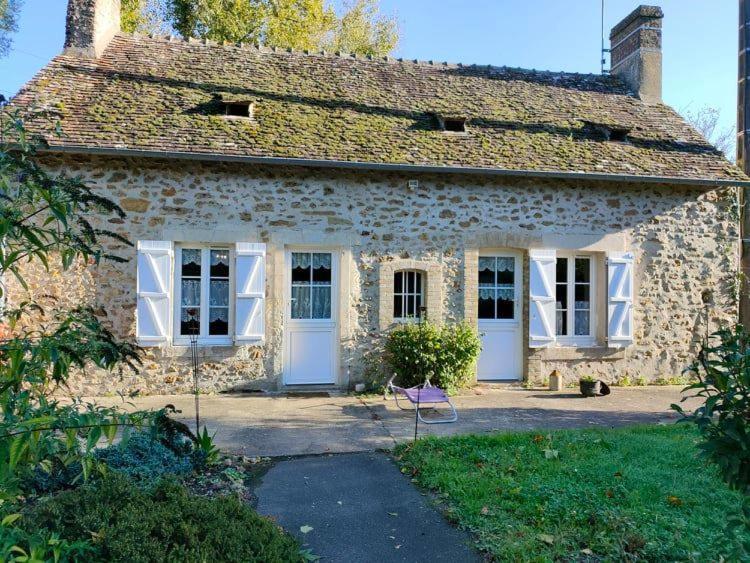 "Reves De Gamins", Gite De Campagne "La Camusiere" Proche Du Pole Europeen Et 24H Champagne  Exterior photo